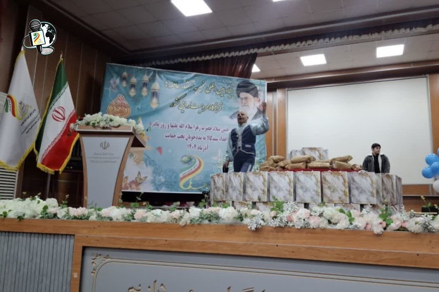 جشن میلاد حضرت زهرا (س) در قرچک همراه با اهدای ارزاق و هدایا به زنان نیازمند