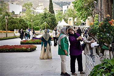 تصویر اردیبهشت شیراز
