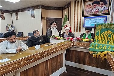 تصویر بافق در زیر سایه خورشید امام هشتم