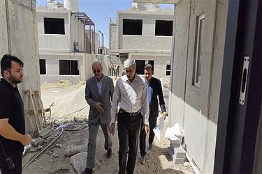 تصویر بازدید رئیس هیات عامل صندوق ملی مسکن از روند پیشرفت‌ پروژه های نهضت ملی مسکن در ماهدشت