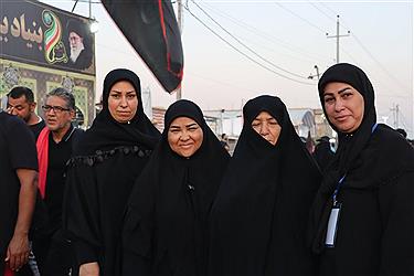 تصویر موکب آبشار عاطفه‌ها در مسیر نجف به کربلا؛ ثبت خاطرات ماندگار اربعین (بخش اول)